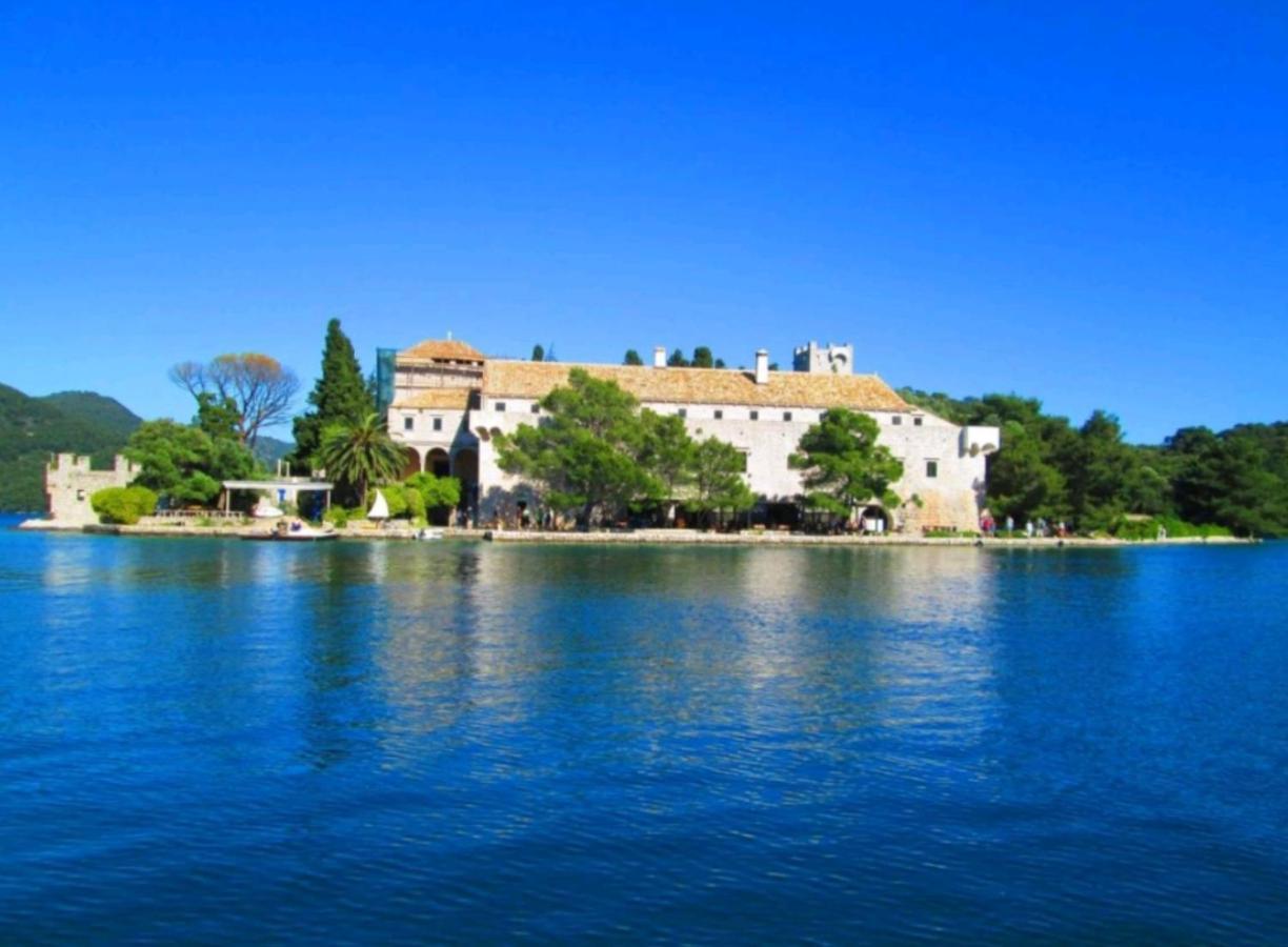 Villa Anita Sobra Bagian luar foto