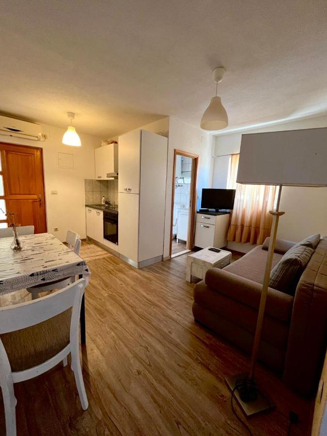 Villa Anita Sobra Bagian luar foto